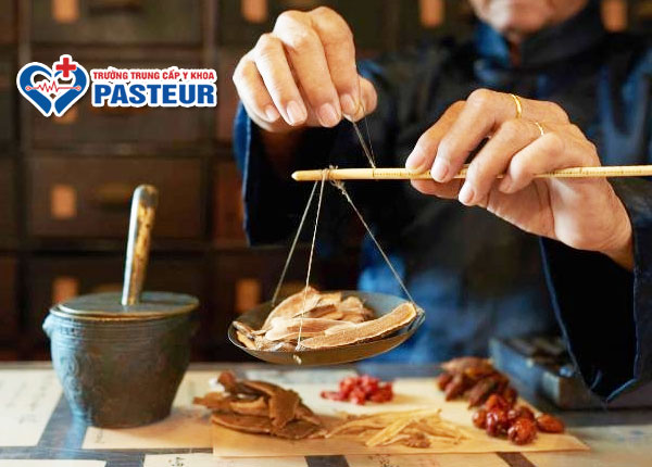 Thầy lang có được cấp chứng chỉ hành nghề hay không? Thầy lang có được cấp chứng chỉ hành nghề hay không?